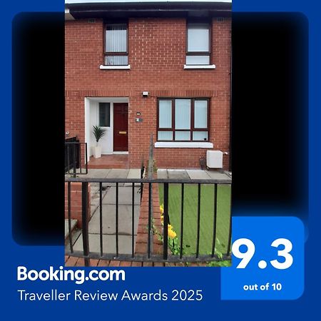 293 Holiday Home- Free On Site Parking ベルファスト エクステリア 写真